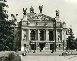 Opera and the City. Processes of Social Inclusion and Exclusion