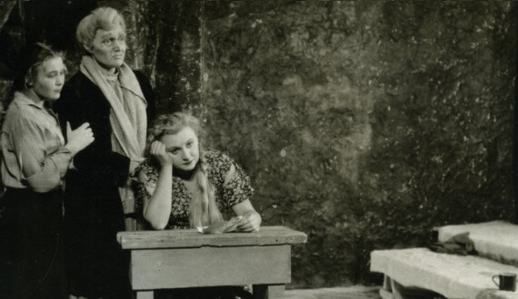 Theater (Without)of the State