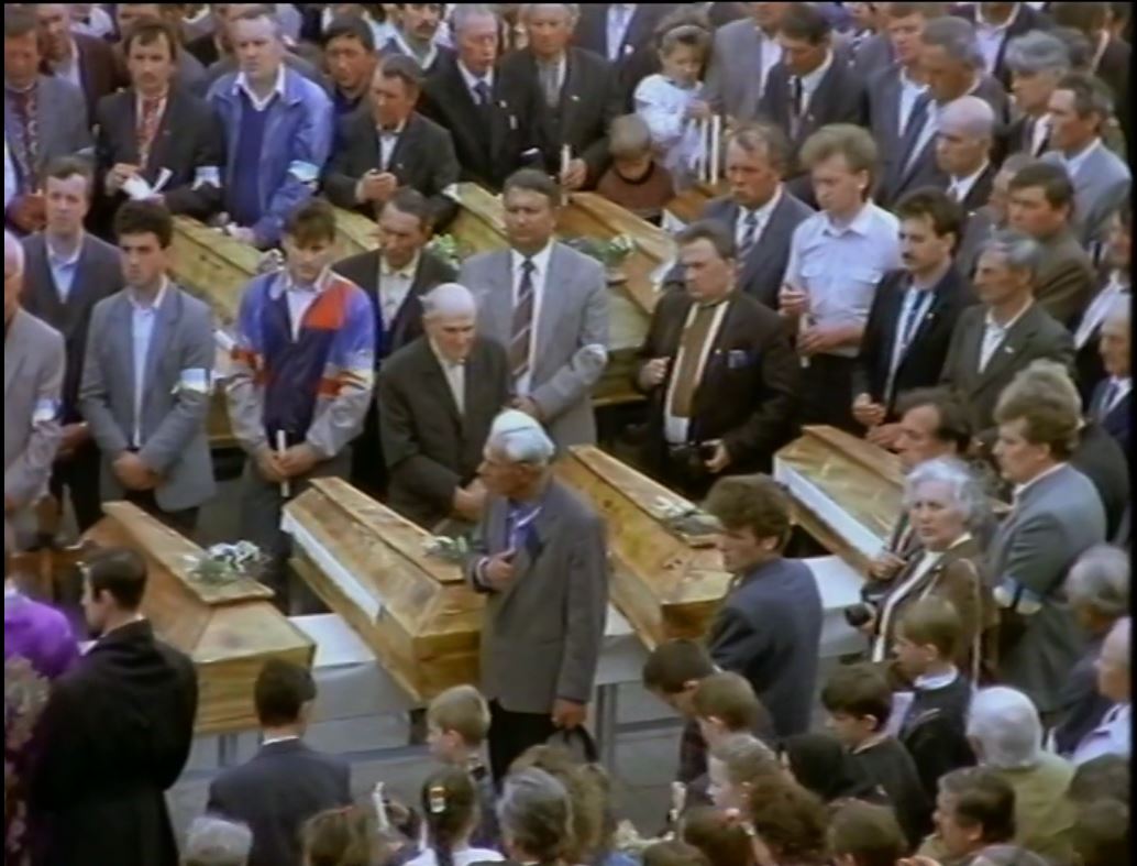 Unquiet Graves: Practices of Historical Memory and Reburials