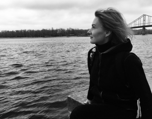 Др. Олена Бетлій