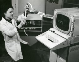 Cybernetics: Between Arts and Wars