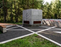 Захистимо пам'ять