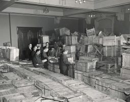 Контрабандисти книг