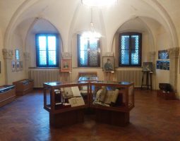 Відсутня сторінка у музеях