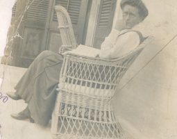 Who Controls the Past?