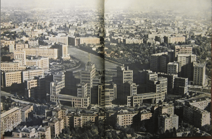 Between Moscow and Kyiv: Local Identity in Kharkiv, 1960-1980s