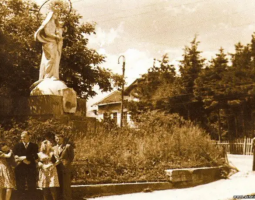 Sovietization with a Female Face: Lviv Working Women and Socialist Project