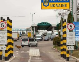 Experiencing Borders Today: War, Mobility, Crossings